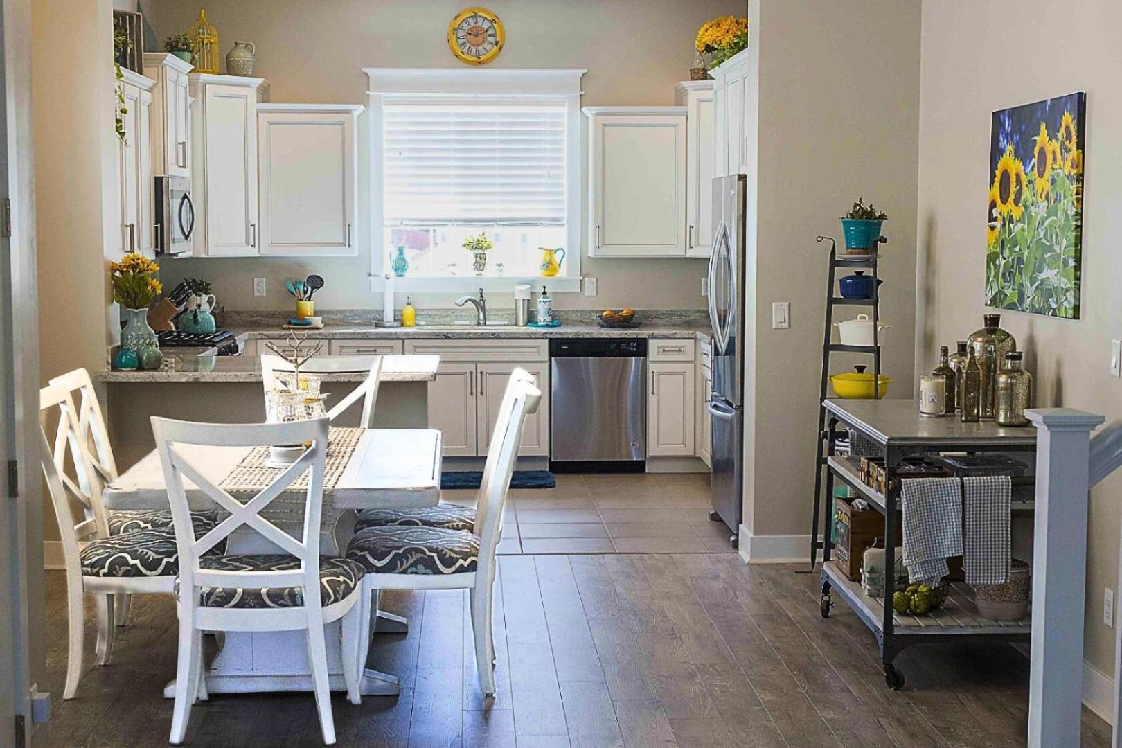 Holiday home Cottons Forest Views Near Downtown Backyard With Firepit Grill Family-friendly *